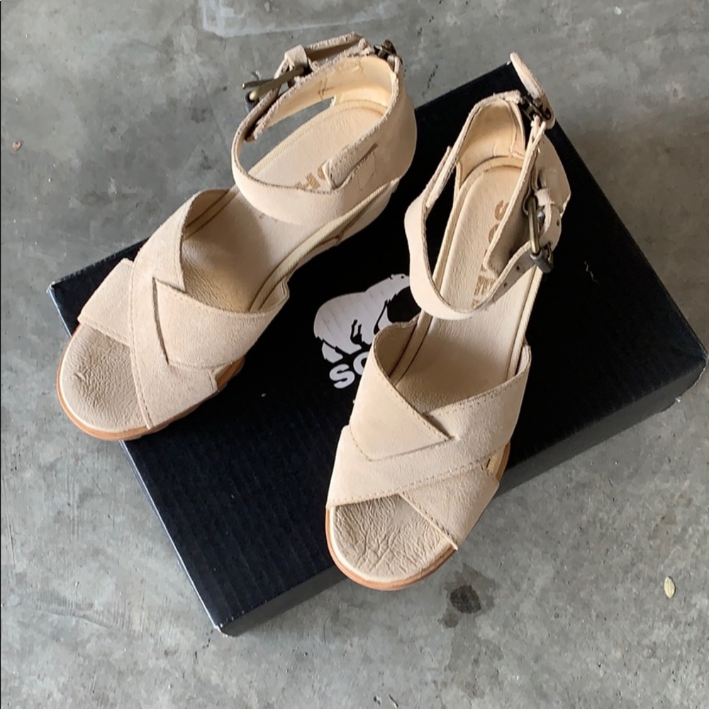 Joanie Wedge Sandal II worn once